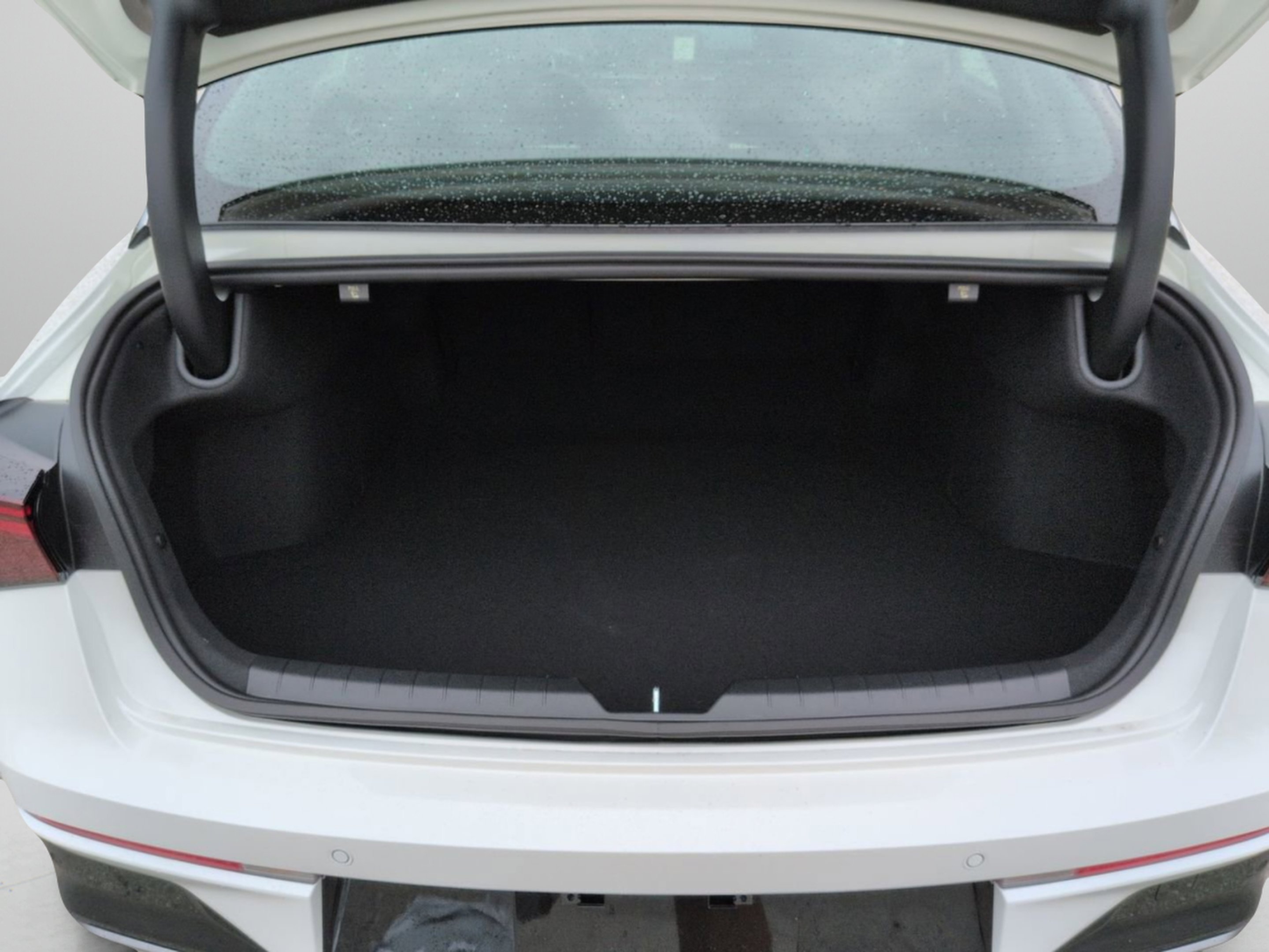 New 2026 Snow White Pearl Kia GT-Line FWD image 10