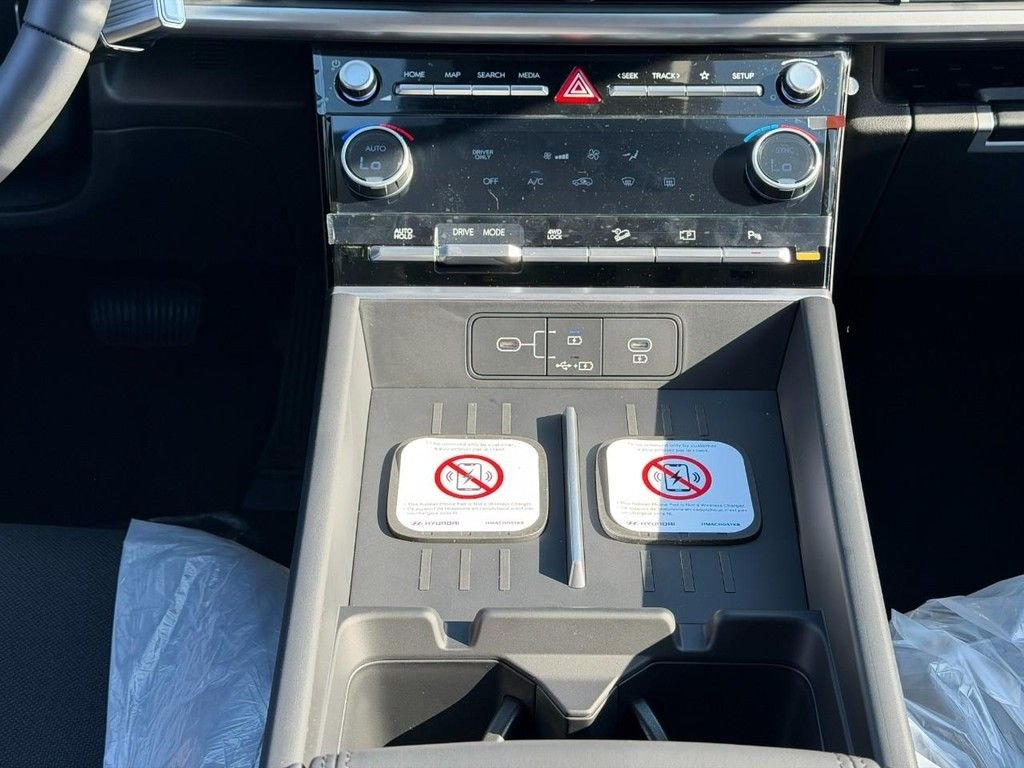 New 2026 Silver Hyundai SE image 22