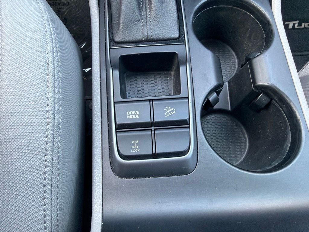Used 2017 Gray Hyundai Sport image 28