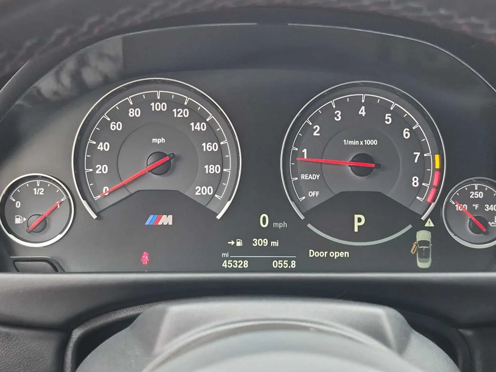 Used 2018 Alpine White BMW  image 31
