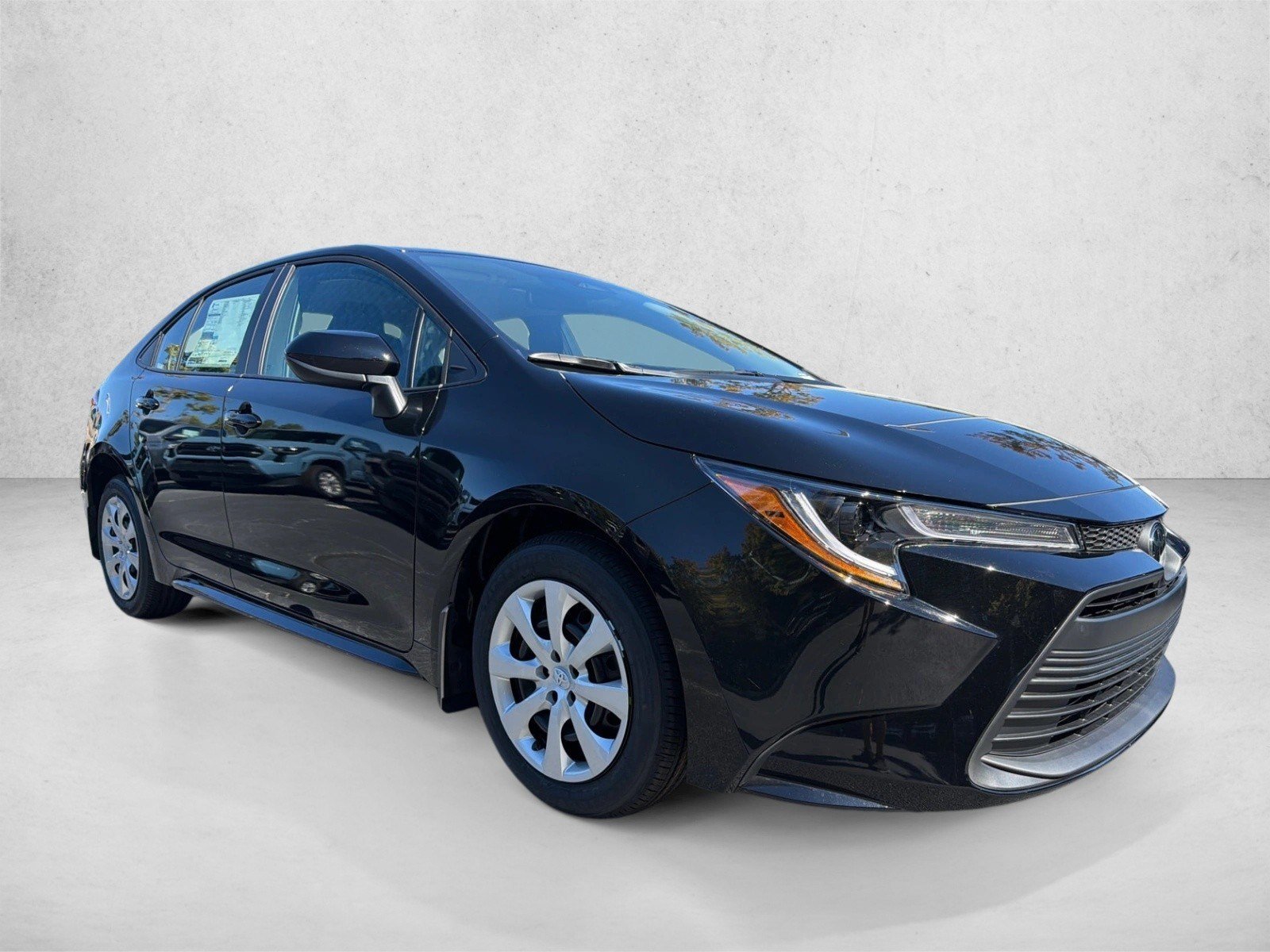 New 2027 Inked Toyota LE image 1
