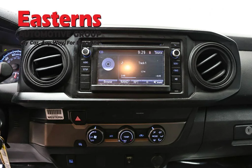 Used 2019 White Toyota SR image 11