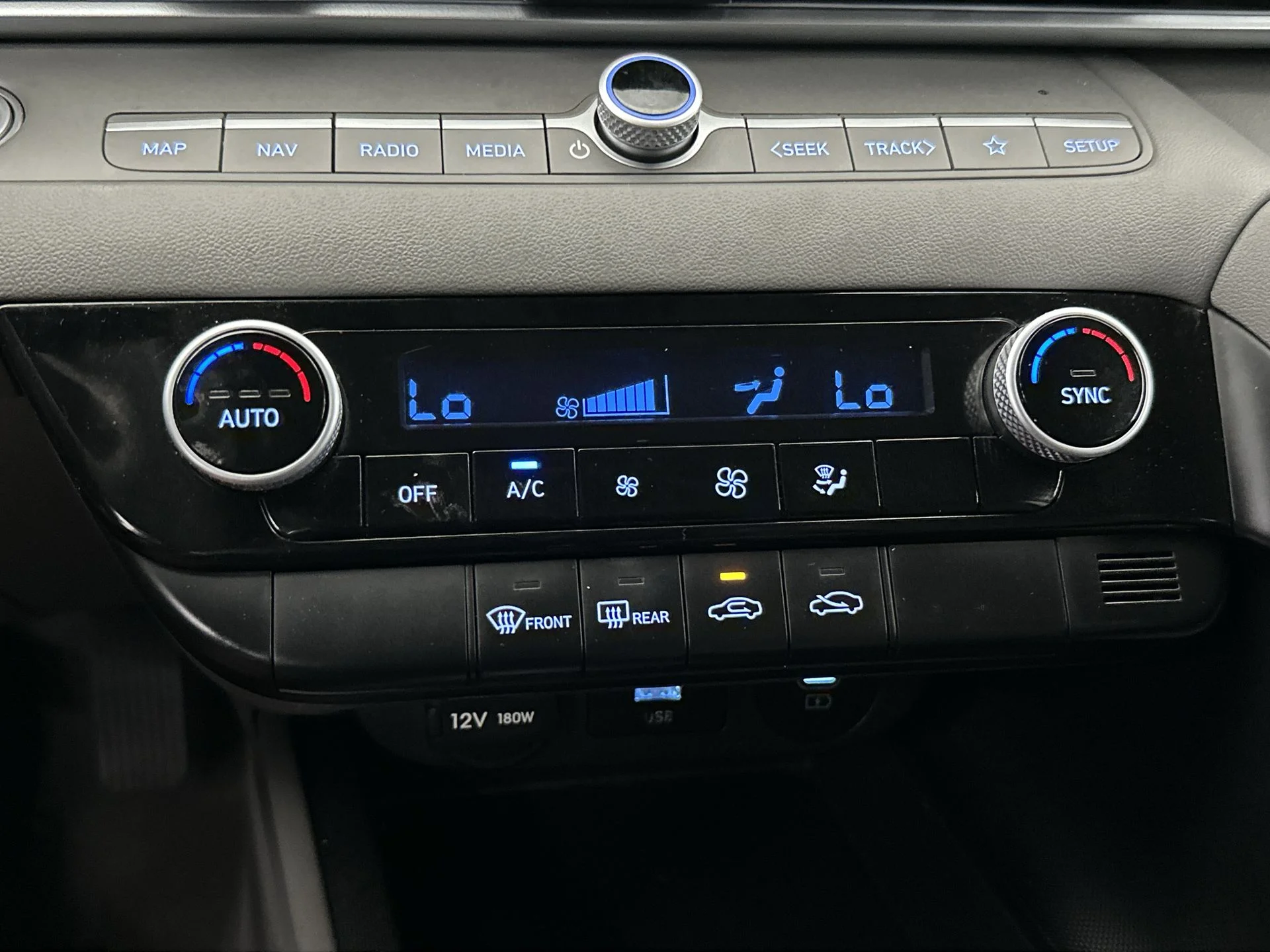 Used 2024 Blue Hyundai SEL image 24