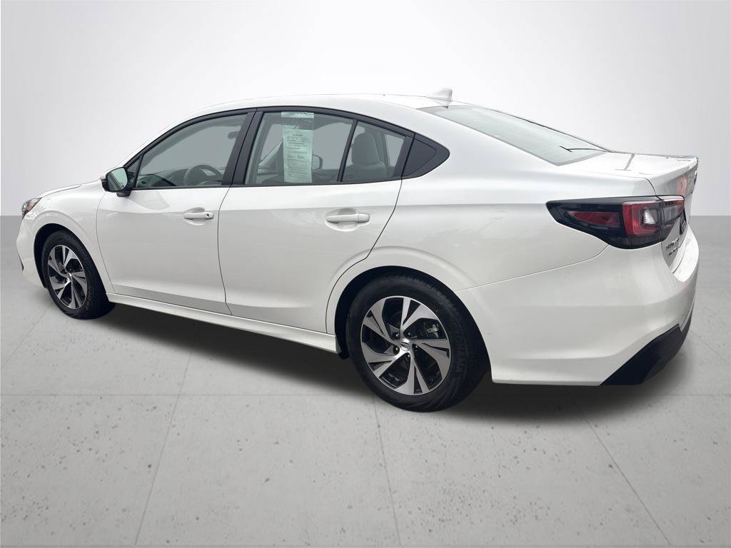 Used 2025 Crystal White Pearl Subaru Premium image 10