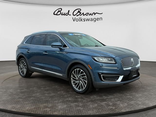 Used 2019 Blue Diamond Metallic Lincoln Reserve image 7