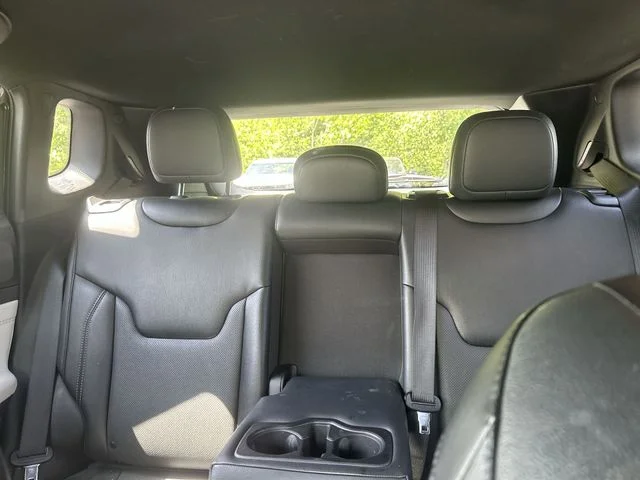 Used 2023 Gray Jeep Limited image 27