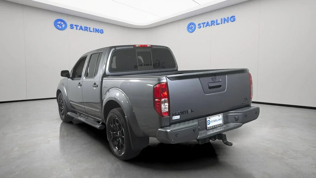 2020 Nissan Frontier SV - Photo 7