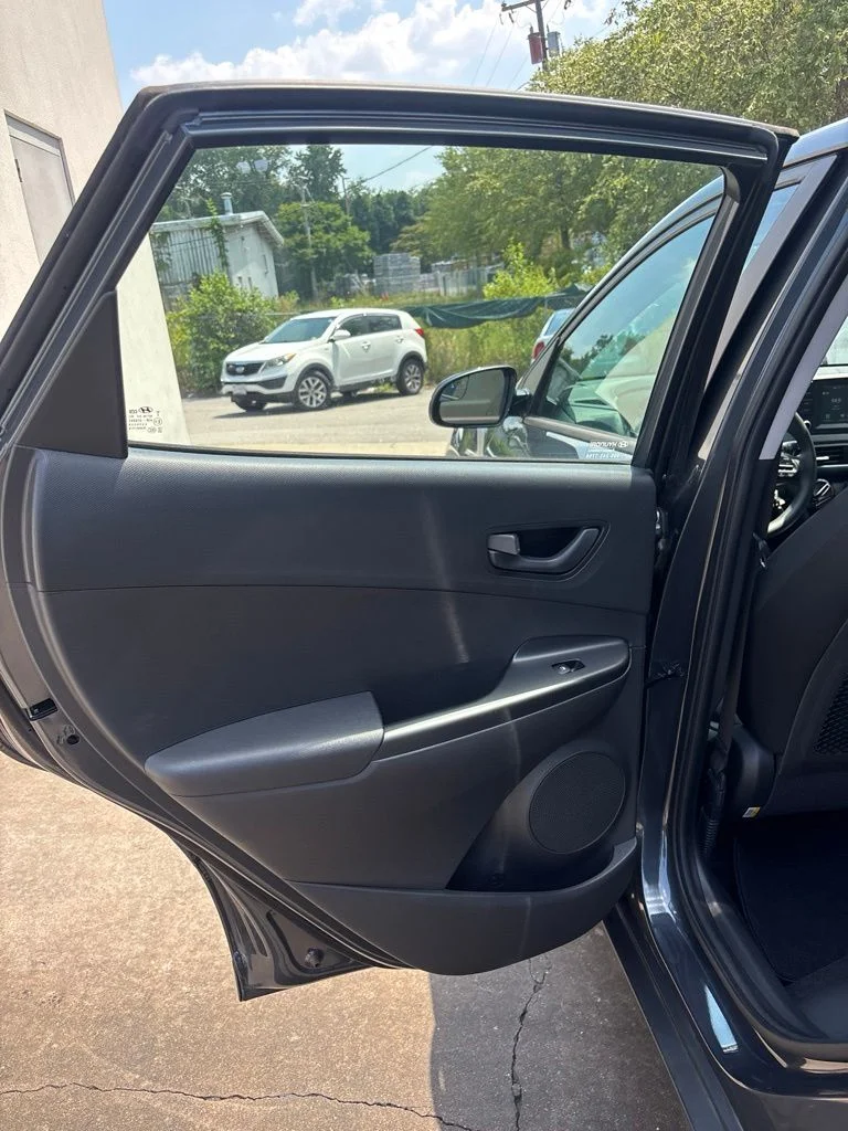 Used 2020 Gray Hyundai SE image 14
