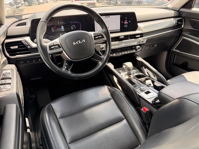 Used 2025 Gray Kia S image 10