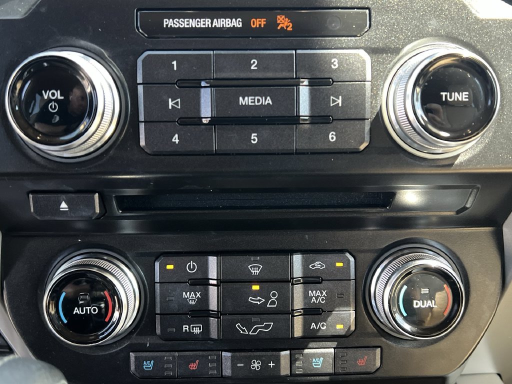 Used 2016 Beige Ford Lariat image 11