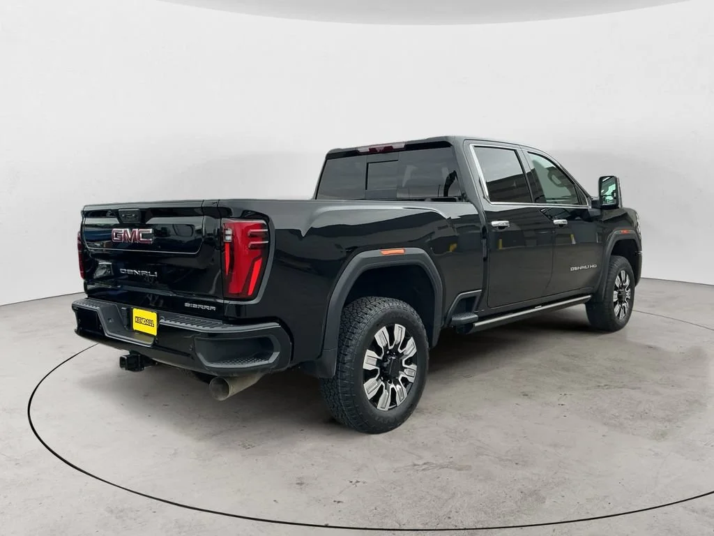 Certified Used 2024 Onyx Black GMC Denali image 5