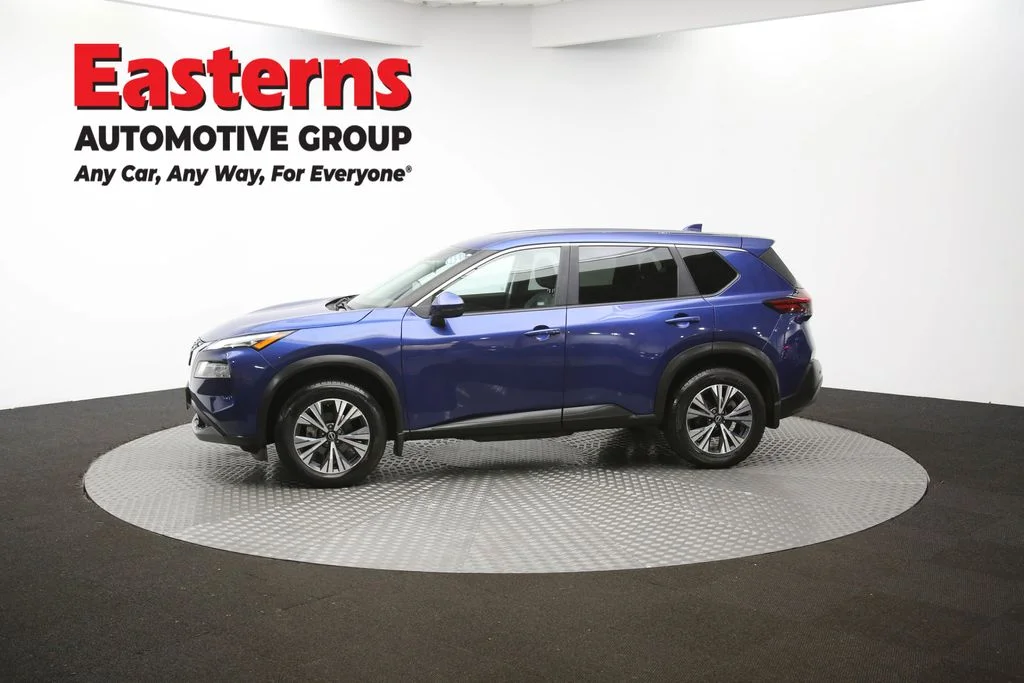Used 2022 Blue Nissan SV image 57