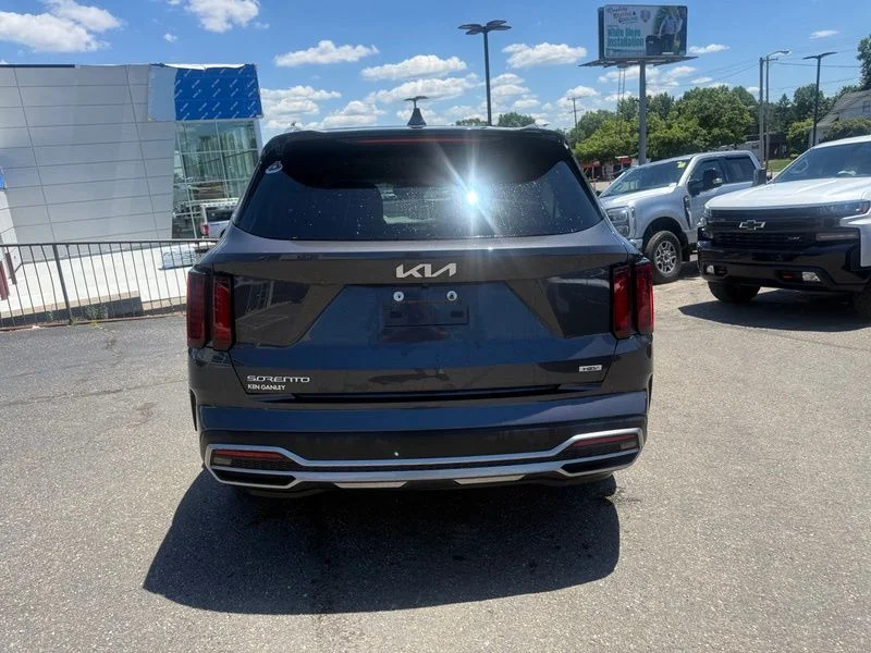 Used 2023 Gray Kia EX image 7