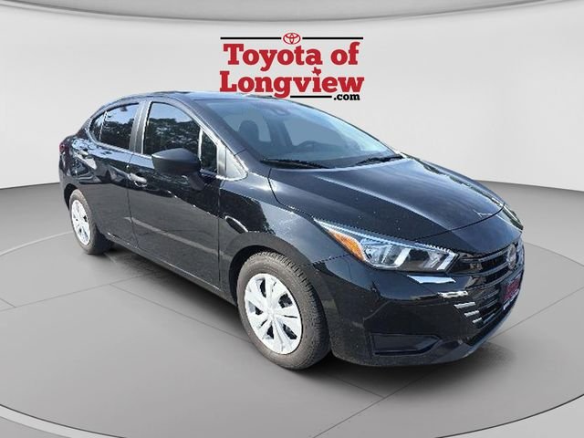 2023 Nissan Versa 1.6 S CVT's photo