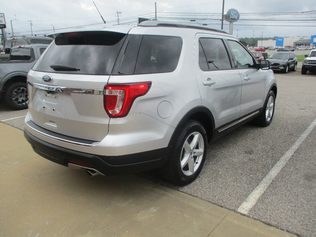Used 2018 INGOT SILVER METALLIC Ford XLT image 17