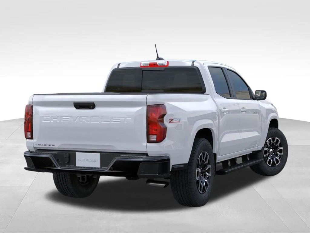 New 2026 Summit White Chevrolet Z71 image 4