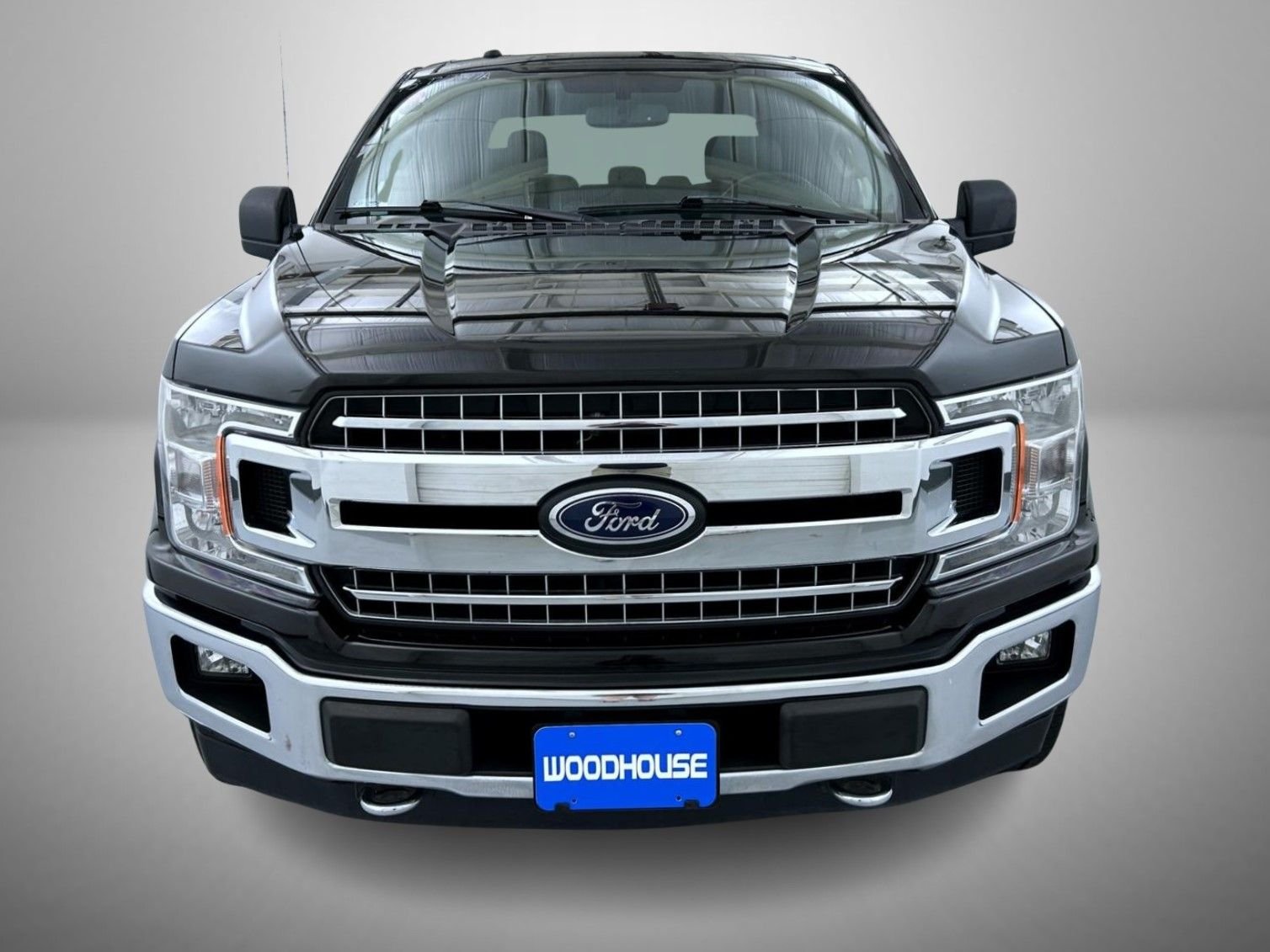 Used 2018 Shadow Black Ford XLT image 2