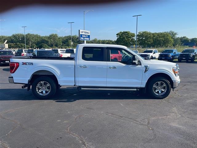 Certified Used 2022 Oxford White Ford XLT image 39