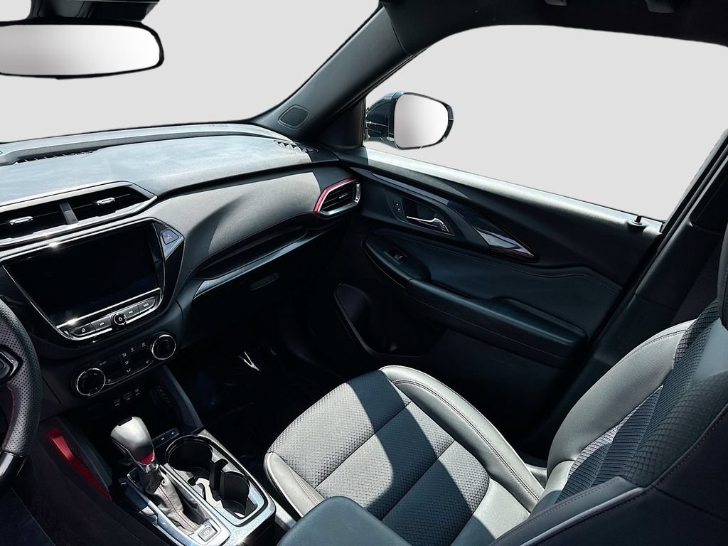 Used 2023 Summit White Chevrolet RS image 24