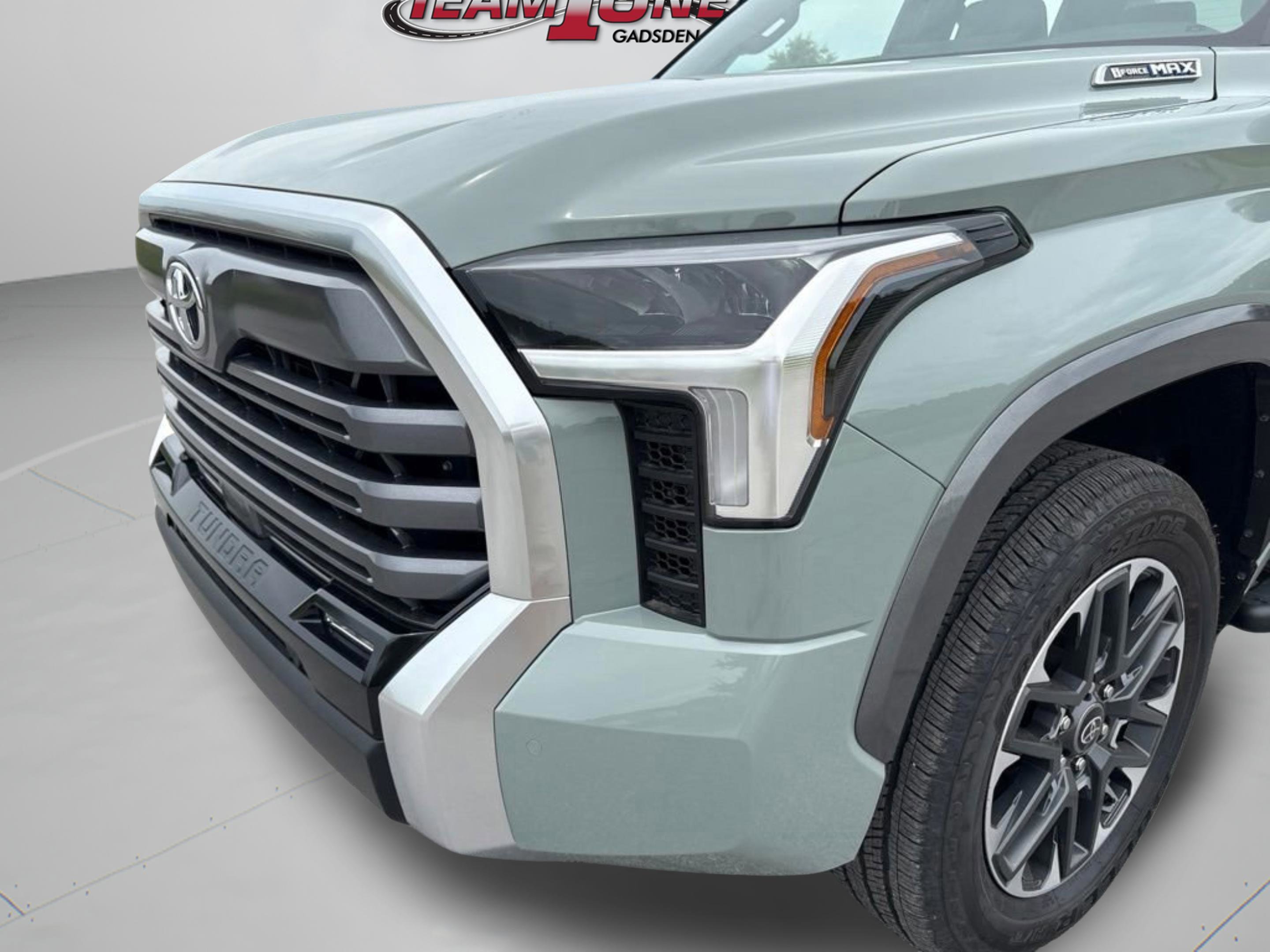 2025 Toyota Tundra Limited - Photo 46