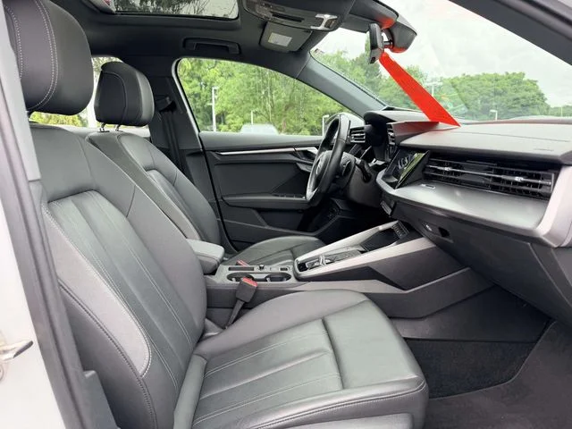Used 2024  Audi 40 TFSI image 10