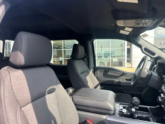 New 2026 Carbonized Gray Metallic Ford XLT image 9