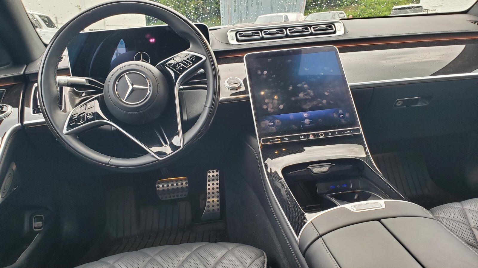 Used 2024 Black Mercedes-Benz S 580 image 7
