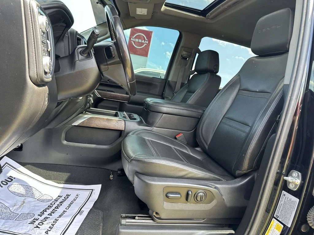 Used 2023 Black GMC Denali image 17