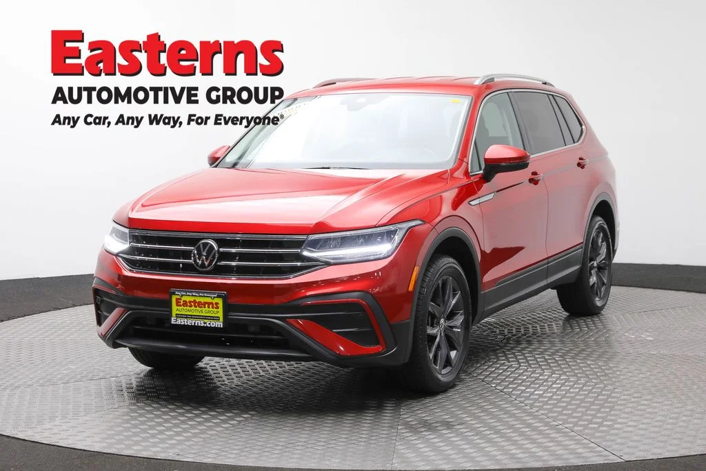 Used 2023 Red Volkswagen 2.0T SE image 1