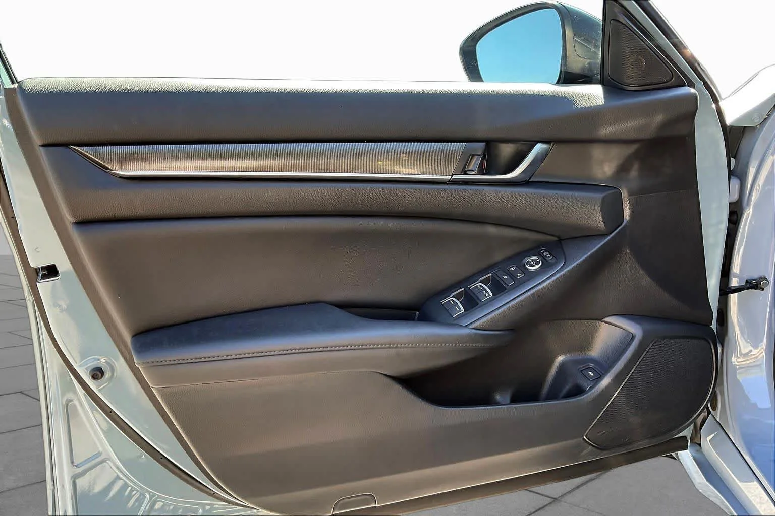 Used 2022 Sonic Gray Pearl Honda Sport SE image 21