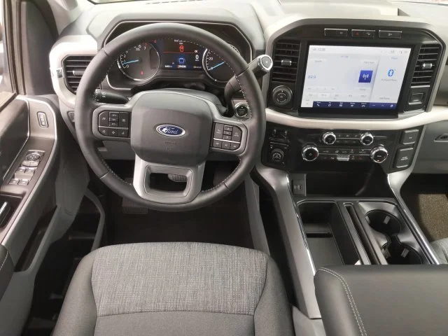 Used 2022 Red Ford XLT image 15