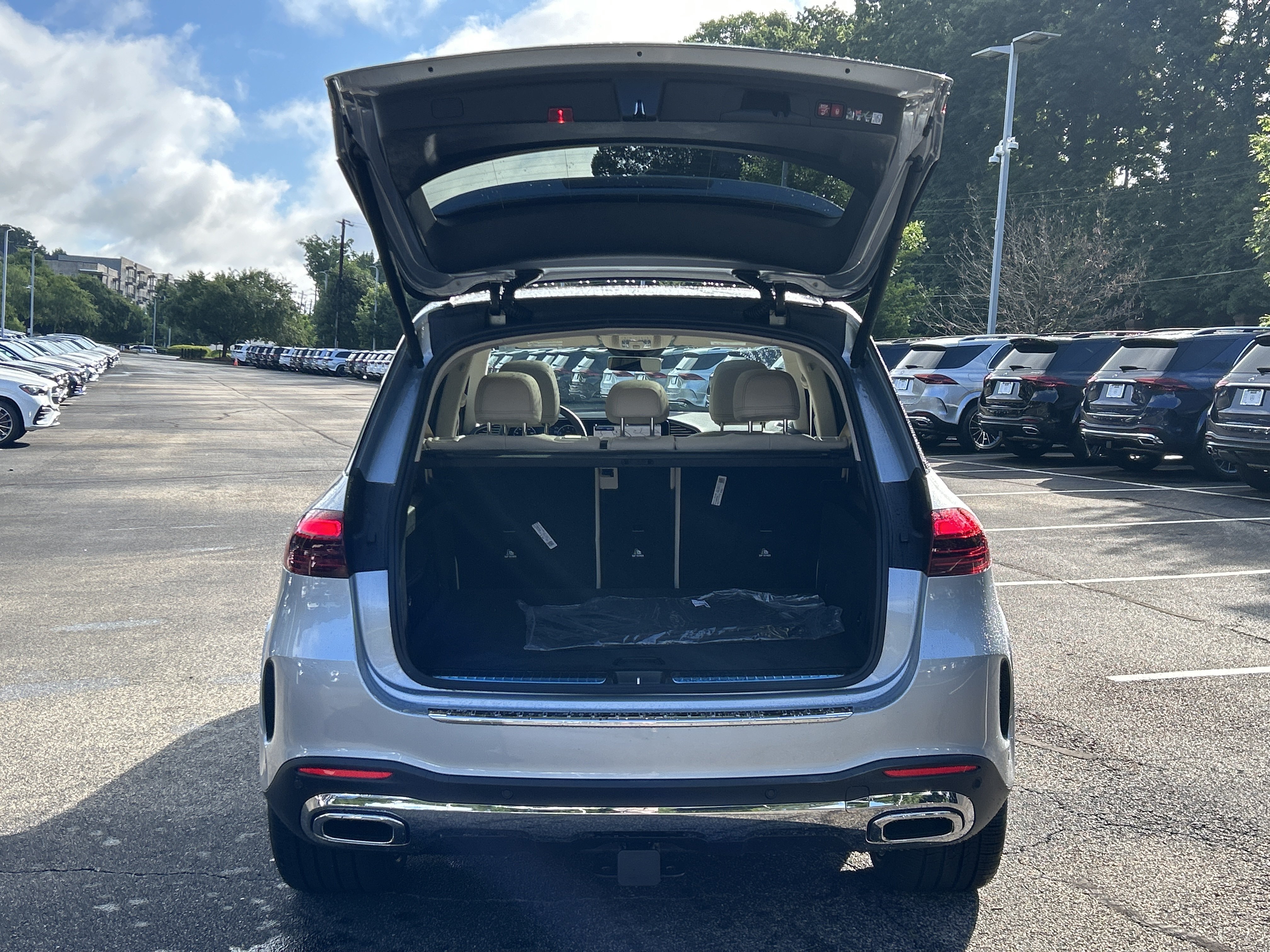 New 2026 Cirrus Silver Metallic Mercedes-Benz GLE 350 4MATIC® SUV image 8