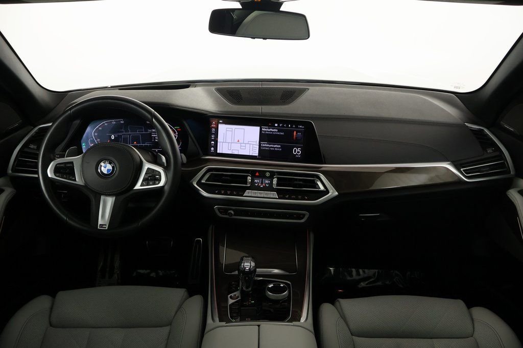 Certified Used 2023 Mineral White Metallic BMW xDrive40i image 8