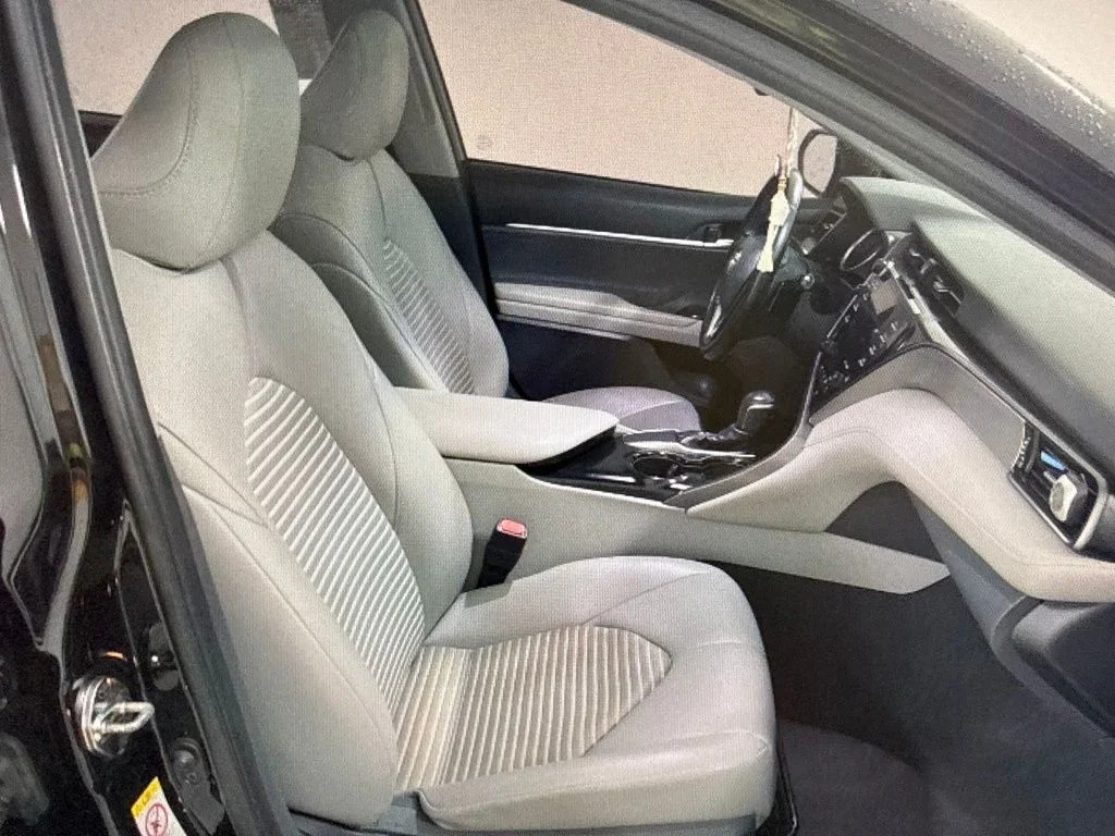 Used 2019 Black Toyota SE image 6