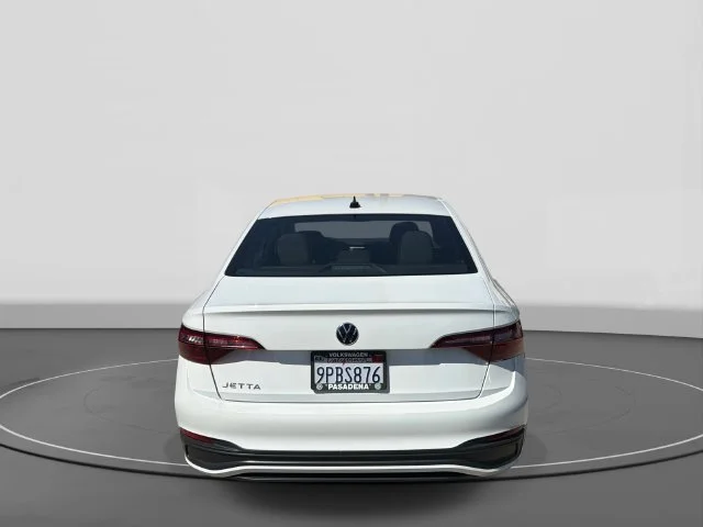 2024 Volkswagen Jetta photo 4