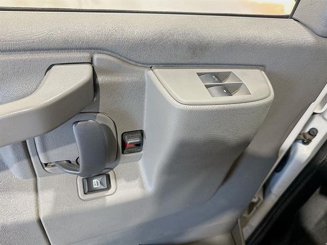 2021 GMC Savana Cargo Work Van - Photo 80