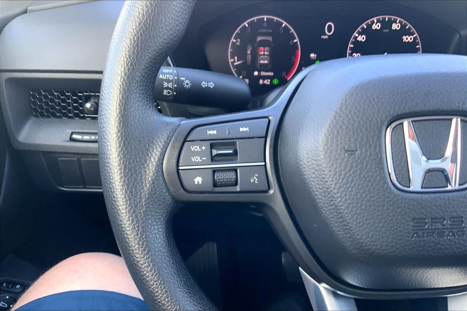 Used 2026 Meteorite Gray Metallic Honda EX image 23