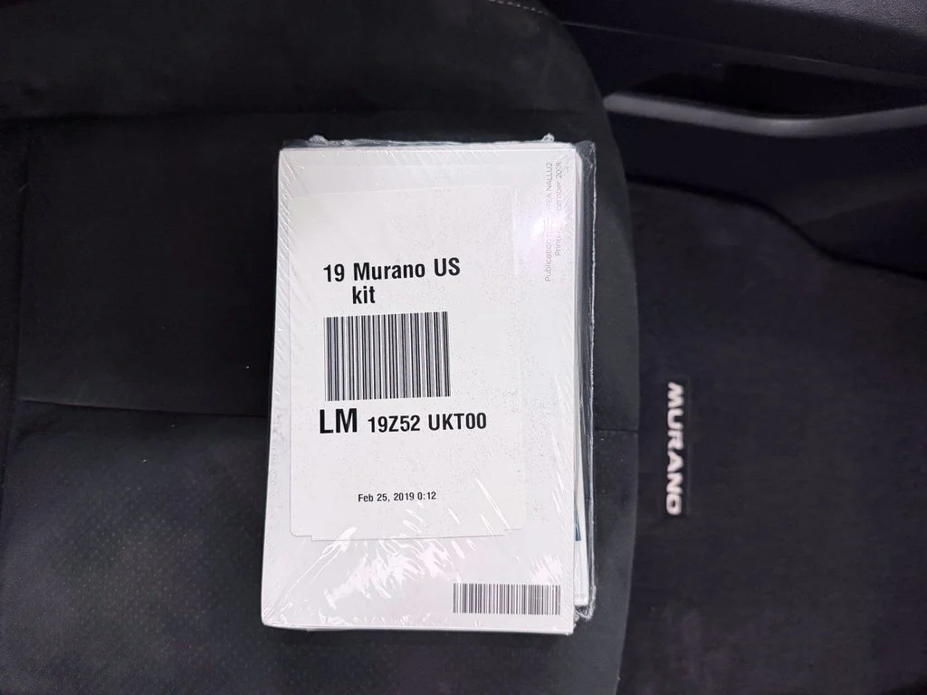 Used 2019 Black Nissan S image 37
