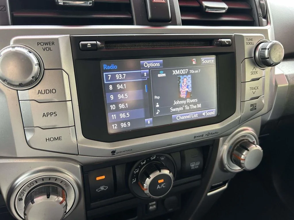 Used 2019 White Toyota SR5 image 25
