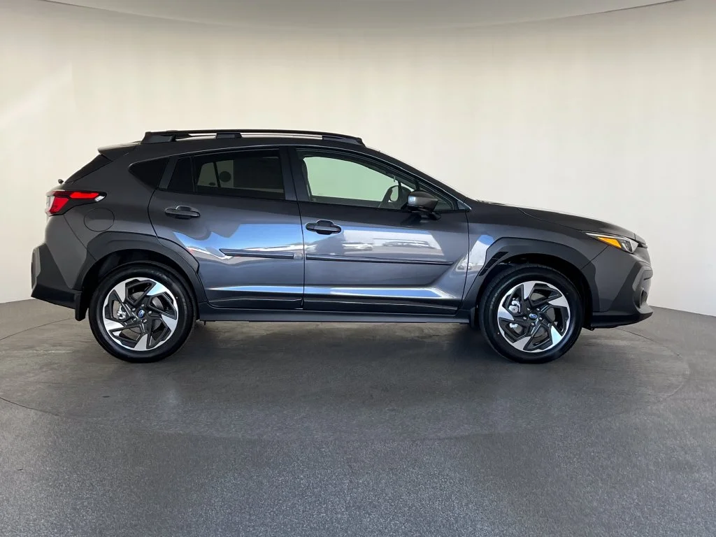 New 2026 MAGNETITE GRAY PEARL Subaru Limited image 2
