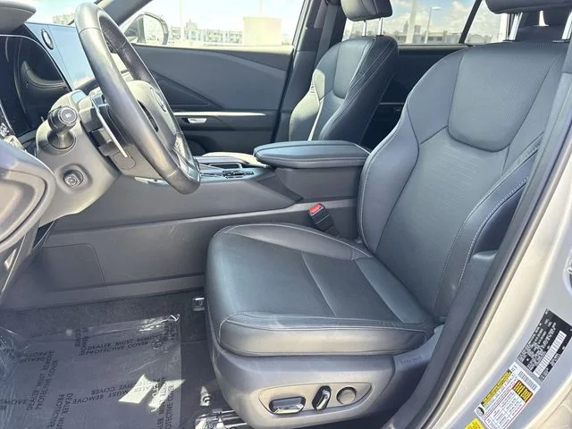 Used 2025 Silver Lexus 350 image 11