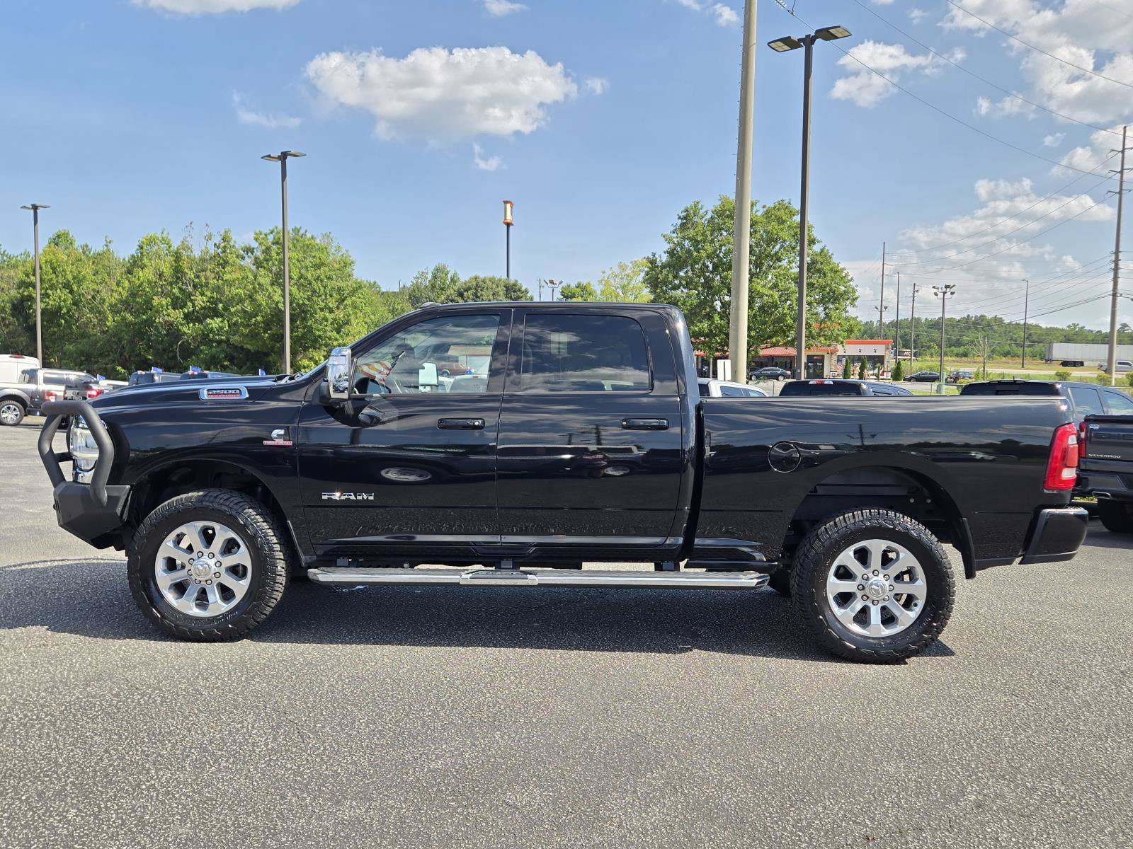 Used 2023 Diamond Black Crystal Pearlcoat Ram Laramie image 12