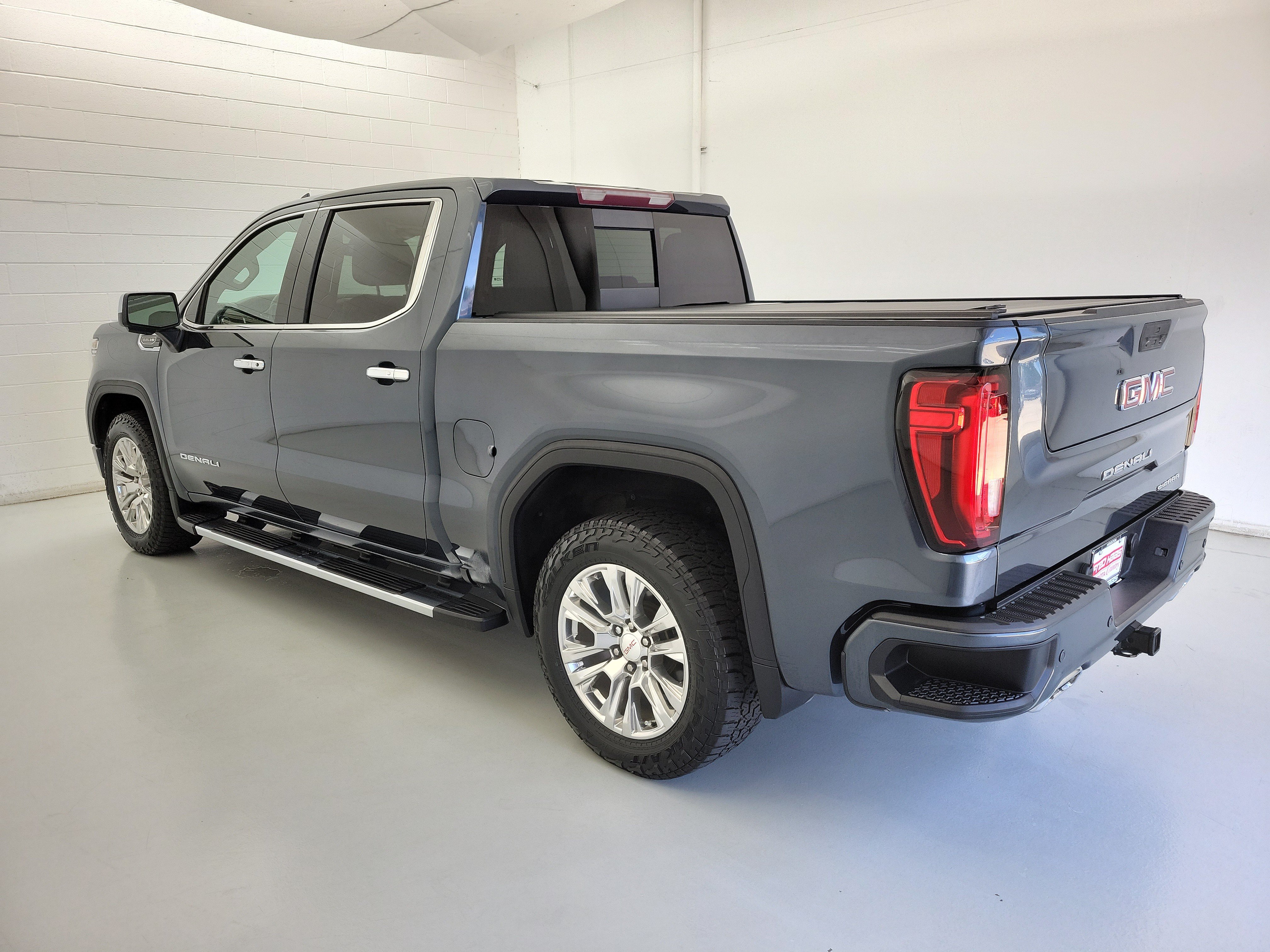 Used 2020 Dark Sky Metallic GMC Denali image 7