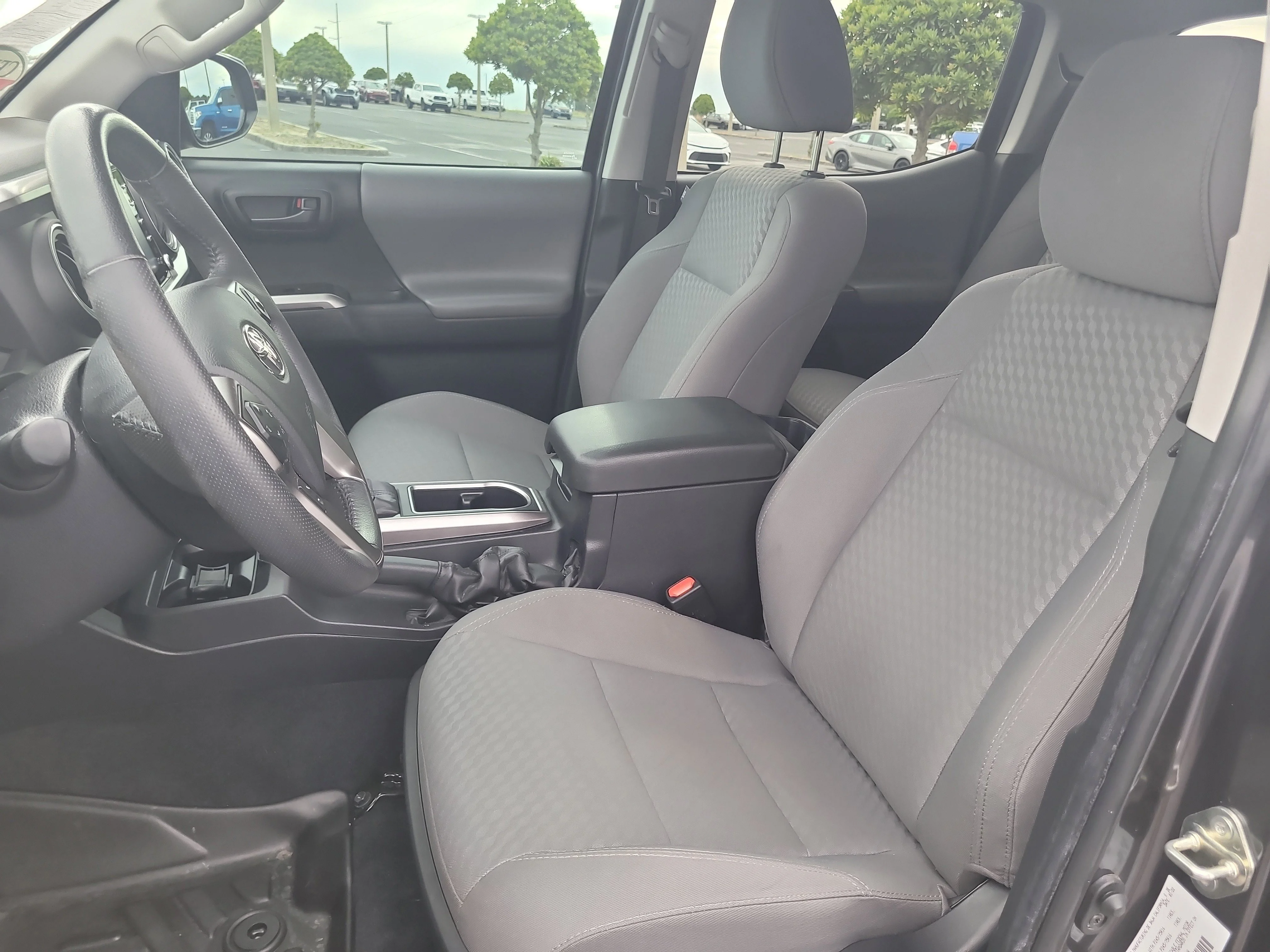 Certified Used 2022 Magnetic Gray Metallic Toyota SR5 image 19