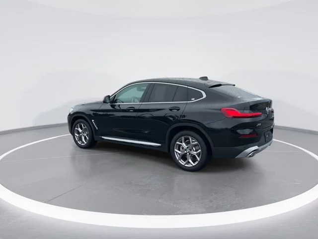 Used 2023 Black BMW xDrive30i image 5