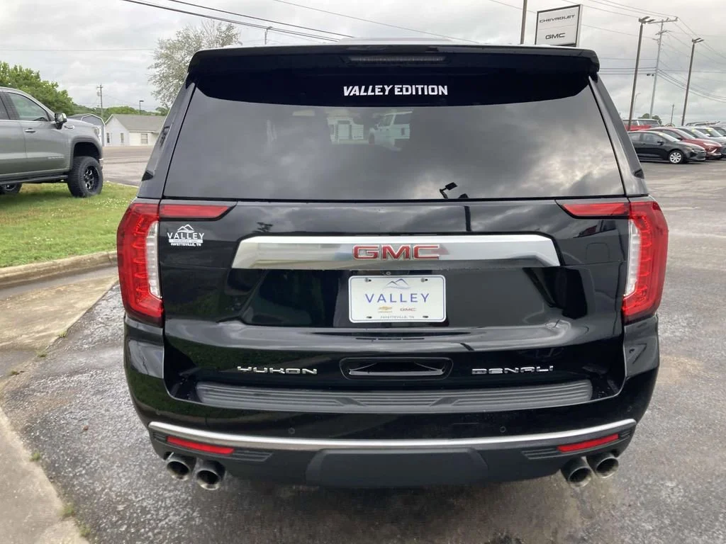 Used 2021 ONYX BLACK GMC Denali image 4