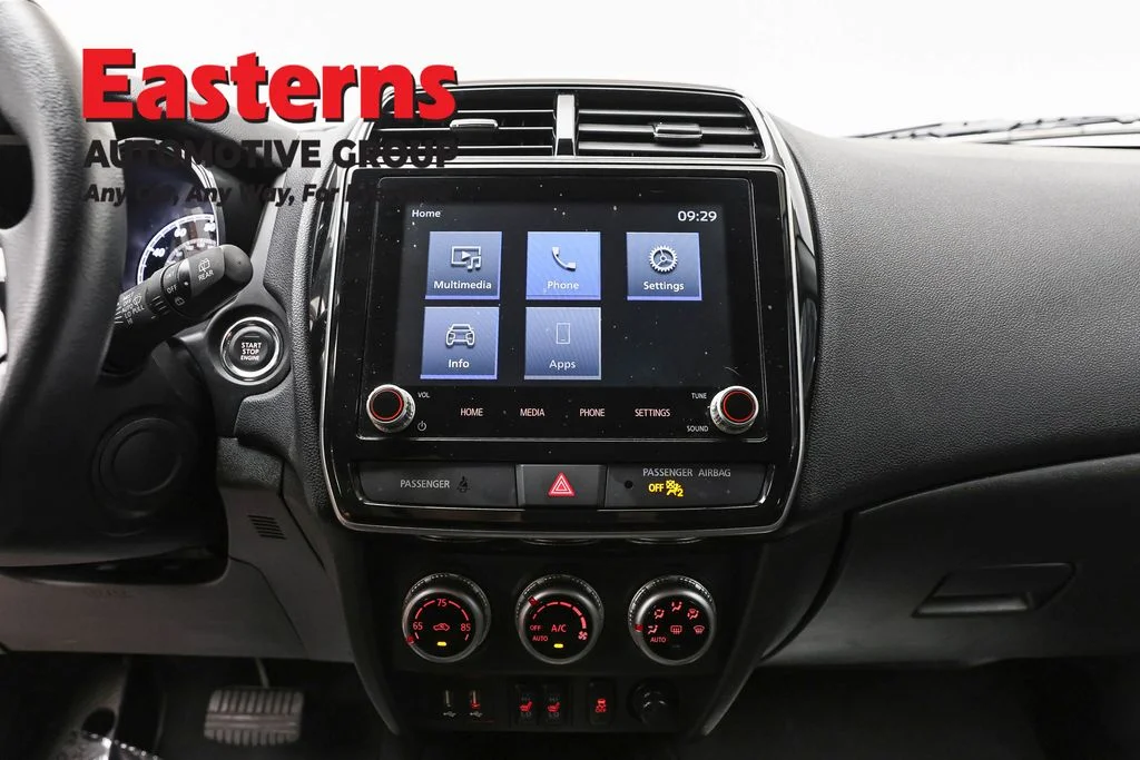 Used 2025 Red Mitsubishi 2.0 SE image 12