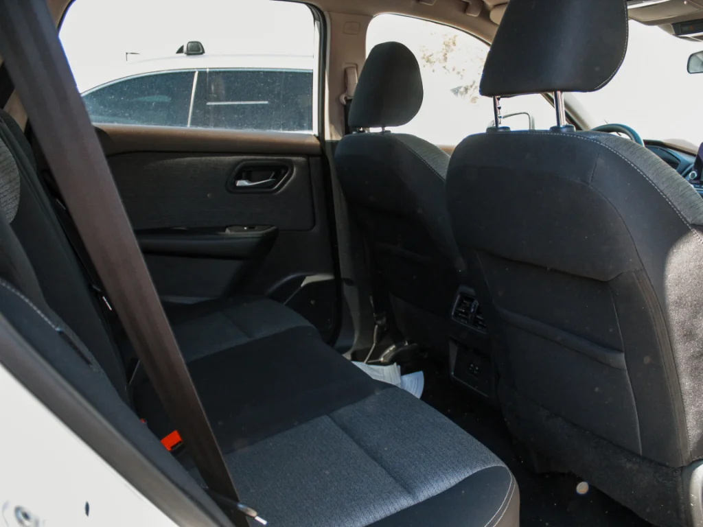 Used 2021 Pearl White Tricoat Nissan SV image 23
