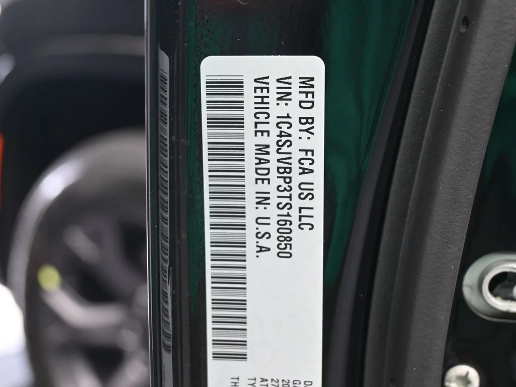 New 2026 High Gloss Black Exterior Paint Jeep Limited Altitude image 20