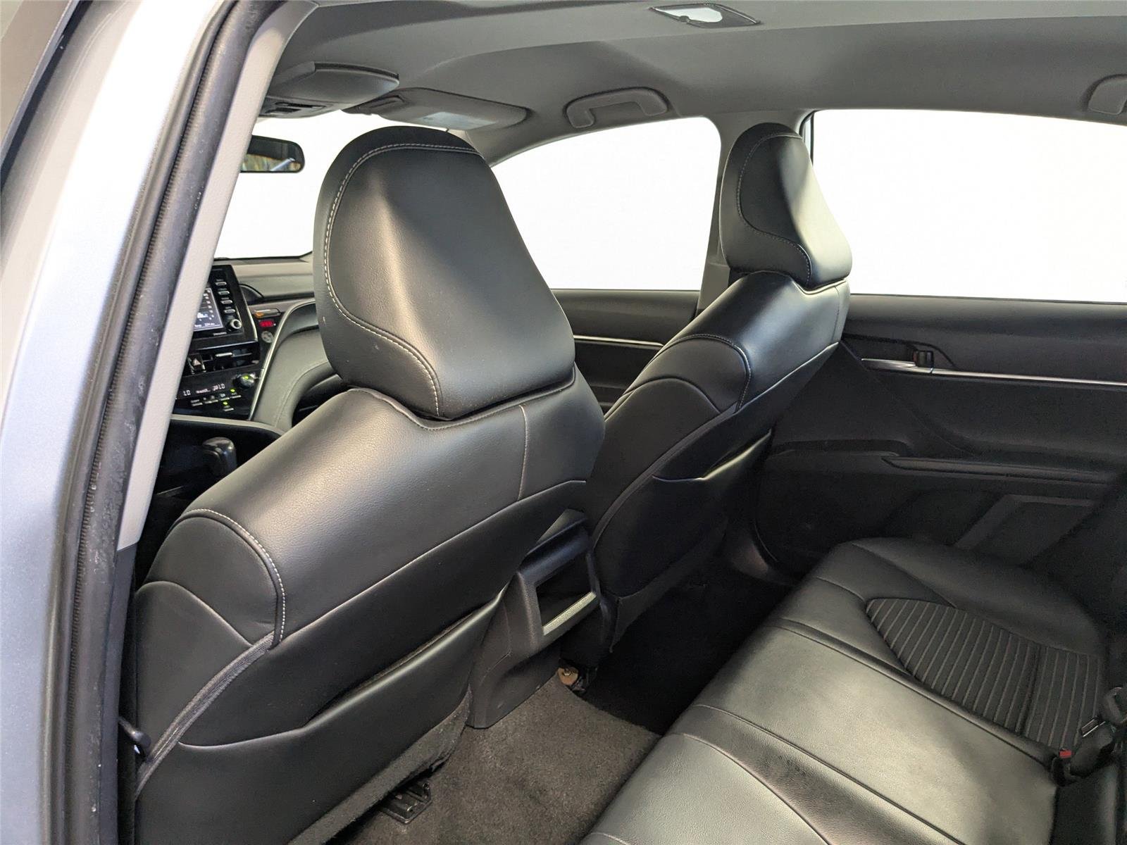 2022 Toyota Camry SE - Photo 26